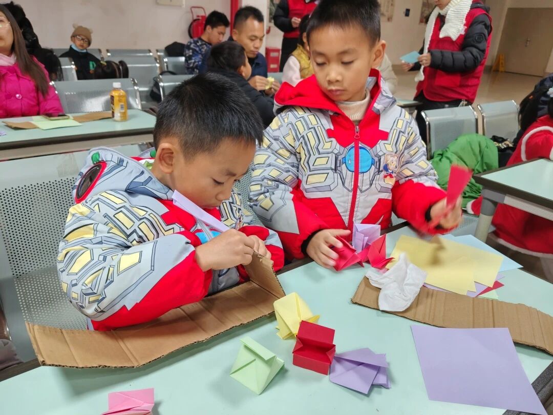 梧童探秘社丨纸间摩天轮，趣享好时光